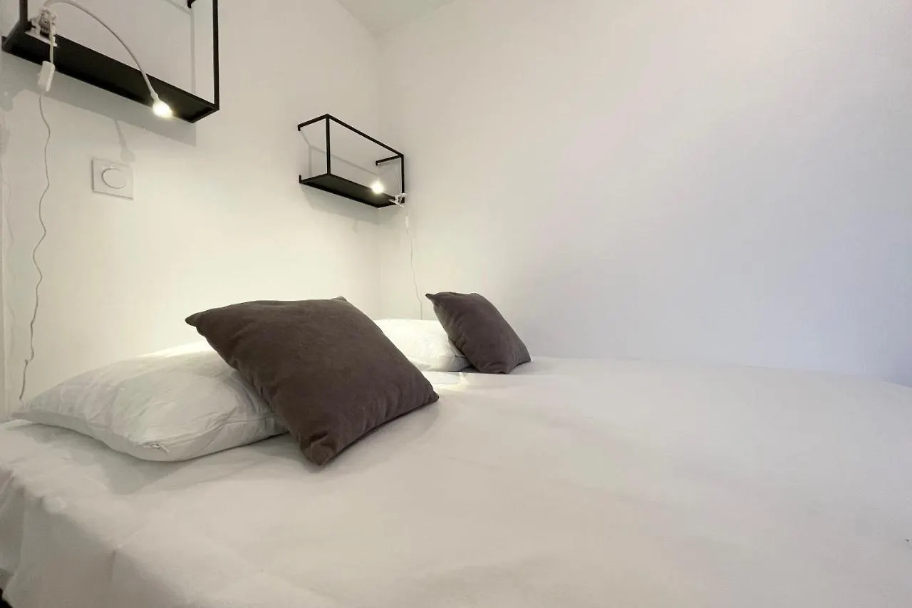 Apartament #Cf In White&Gray Center Grenoble Francja