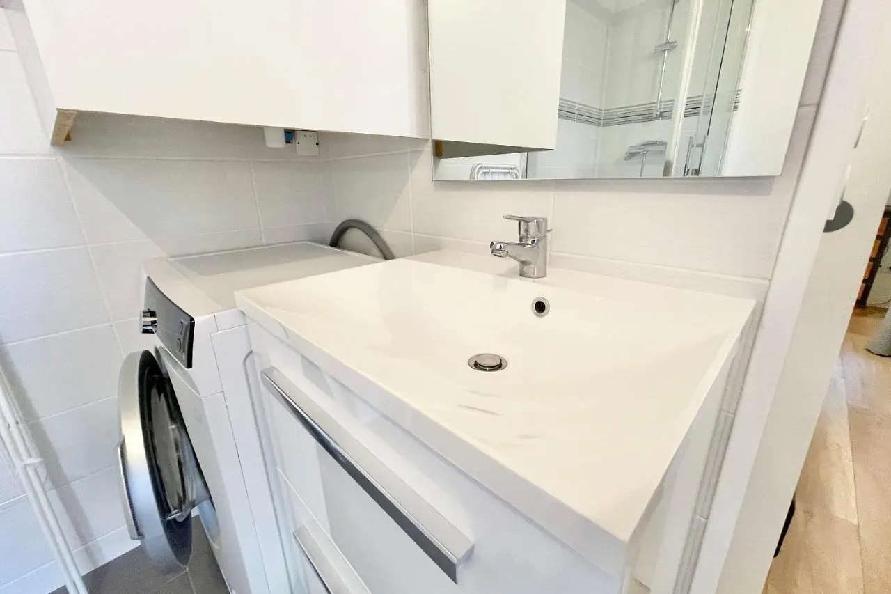 Apartament #Cf In White&Gray Center Grenoble Francja